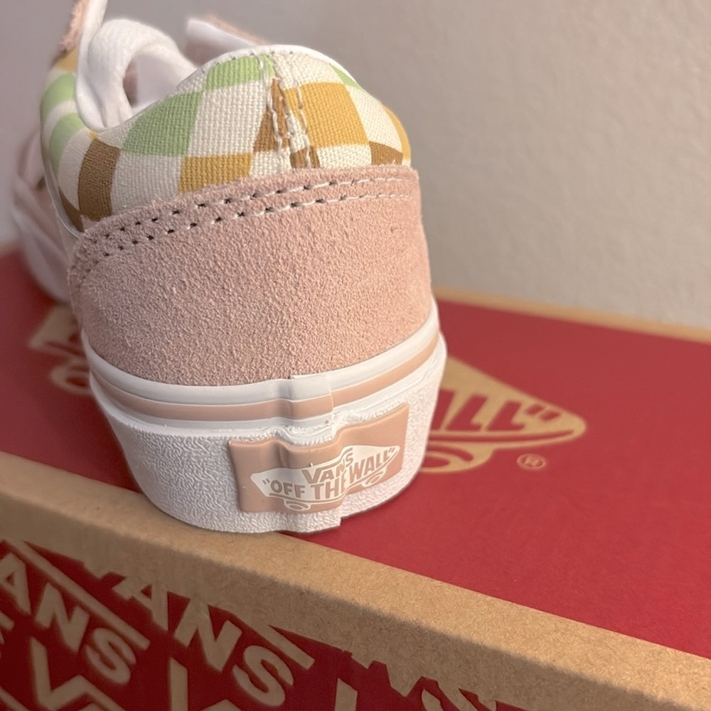 NIB [Vans] Old Skool Shoe Sneaker Tennis Shoes in Multi/True White Kids Sz 12.0 - Picture 9 of 16